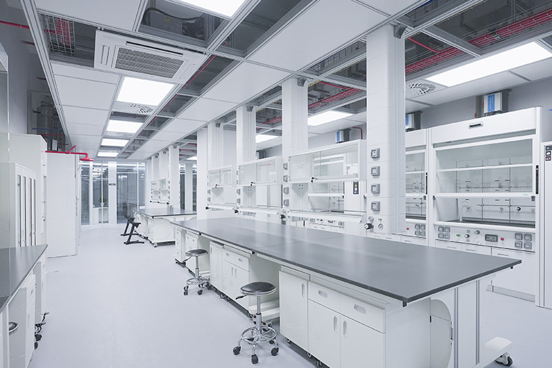 新田实验室革新：安全与科技的现代融合